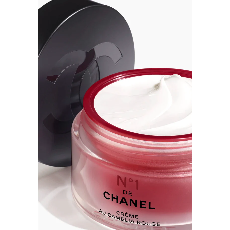 CHANEL N°1 DE  RED CAMELLIA CREAM